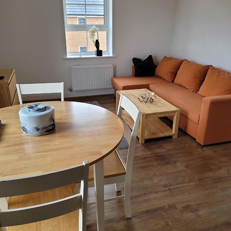 Skylark Apartment Peacehaven Екстериор снимка