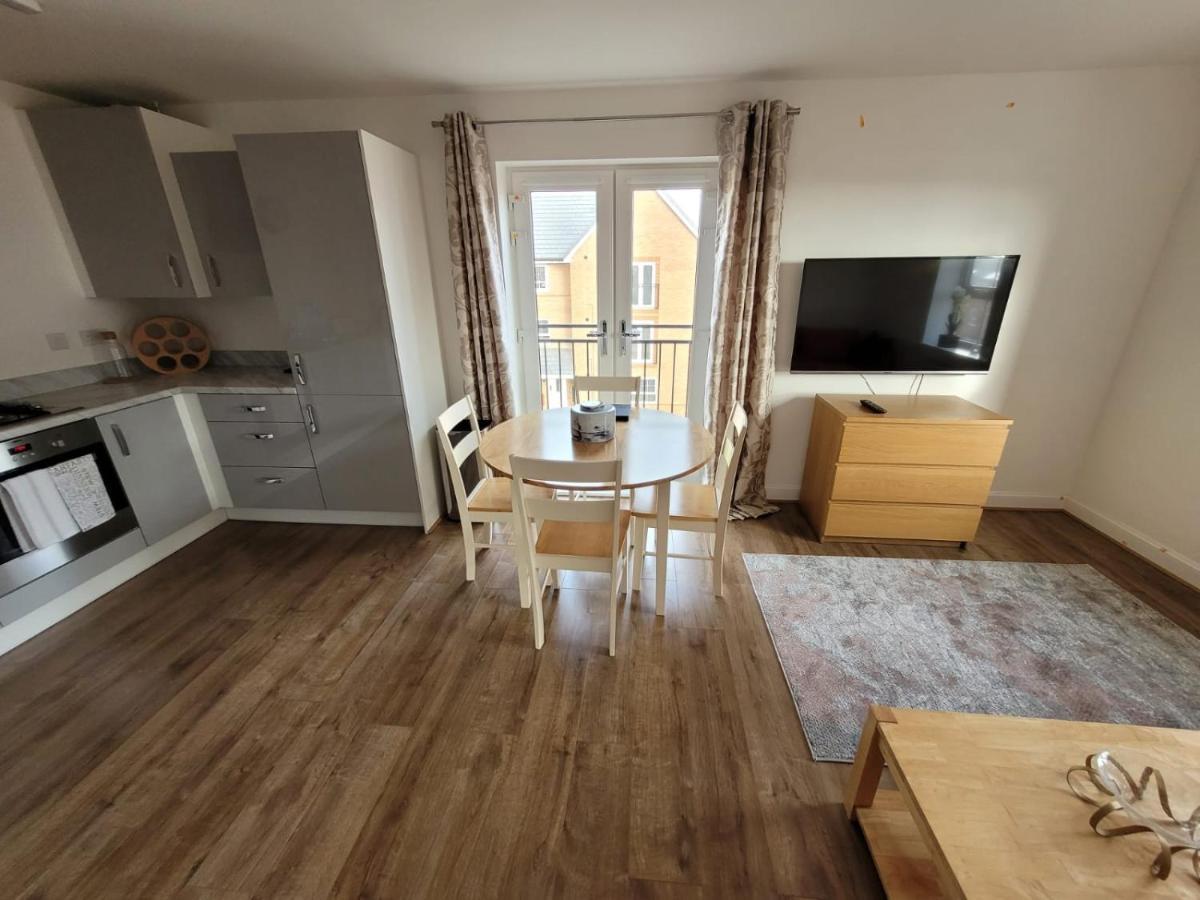 Skylark Apartment Peacehaven Екстериор снимка