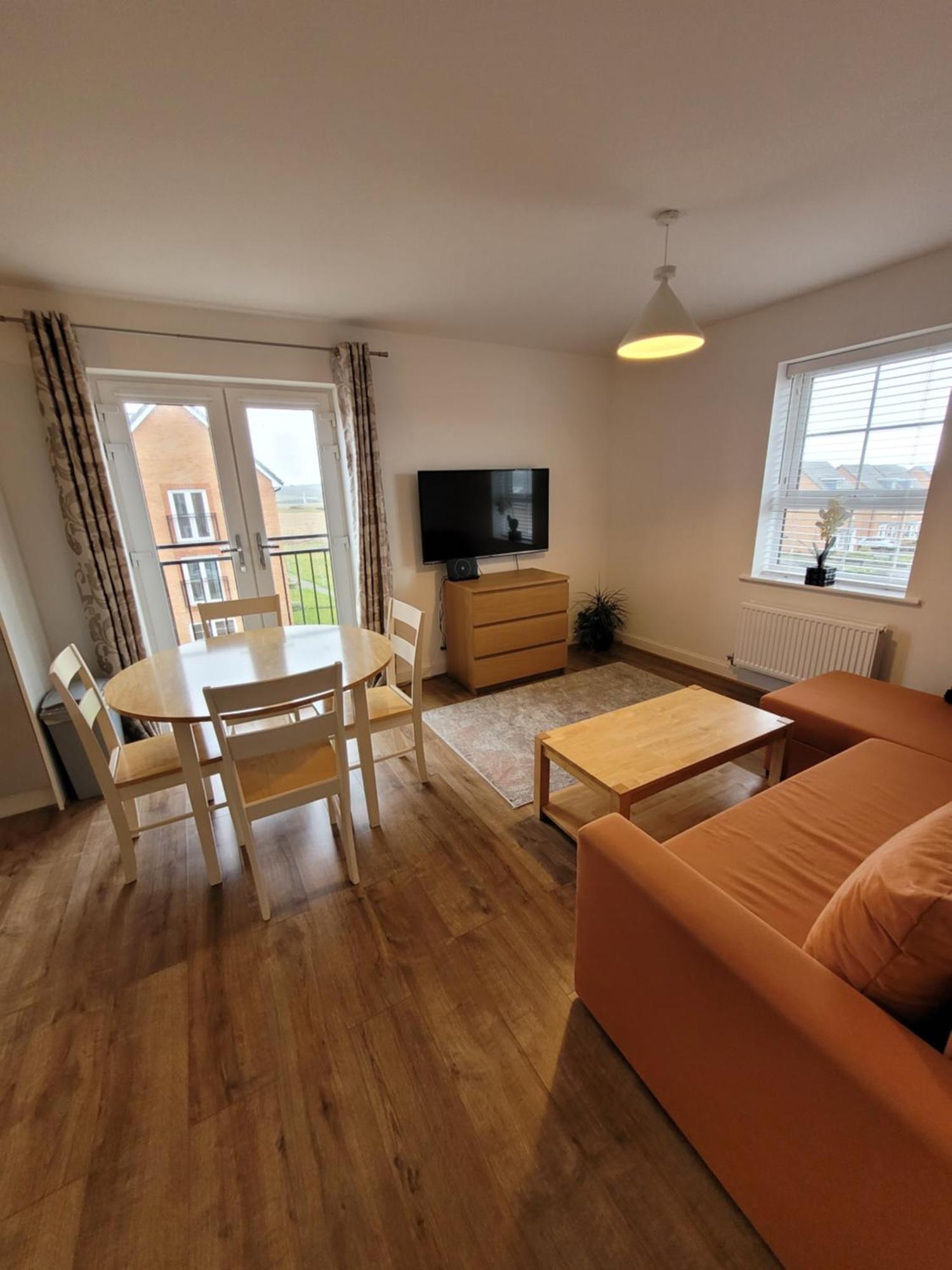 Skylark Apartment Peacehaven Екстериор снимка